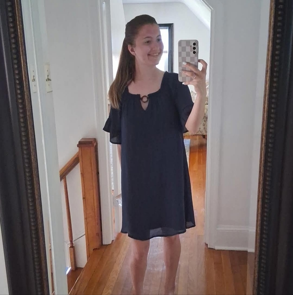 Meet your Posher, Avah